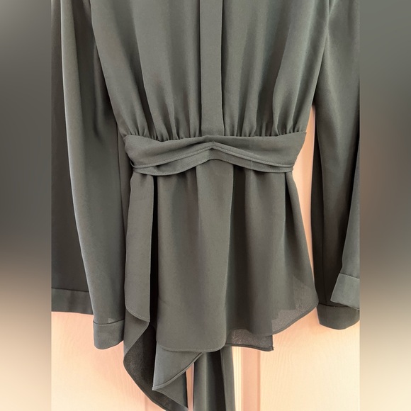 BCBGMAXAZRIA Shawl Collar Belted Top in Hunter Green, Size S - Picture 5 of 12